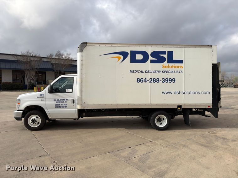 image for item ED5143 2019 Ford E350 box truck