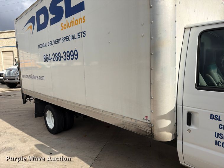 image for item ED5143 2019 Ford E350 box truck