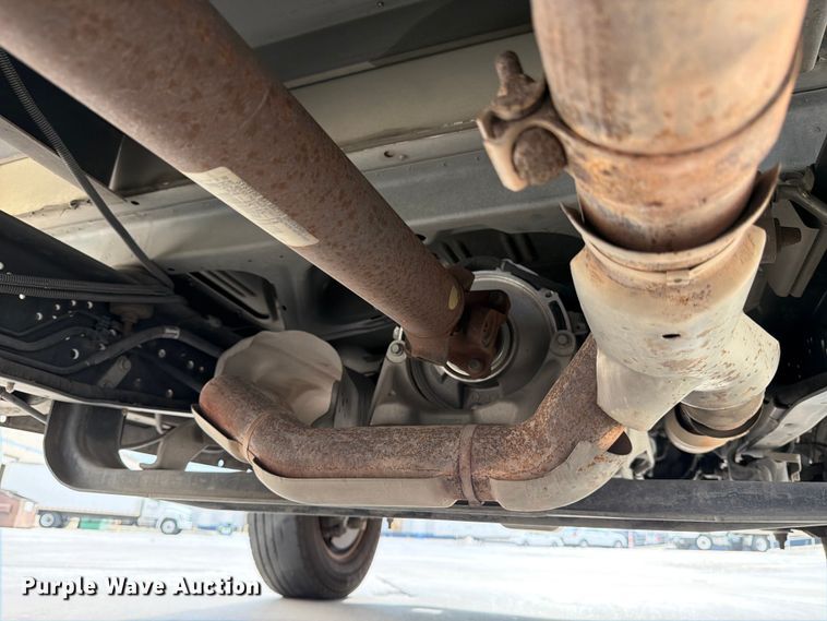 image for item ED5143 2019 Ford E350 box truck