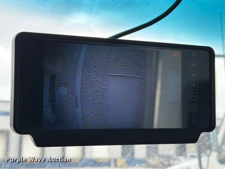 image for item ED5143 2019 Ford E350 box truck