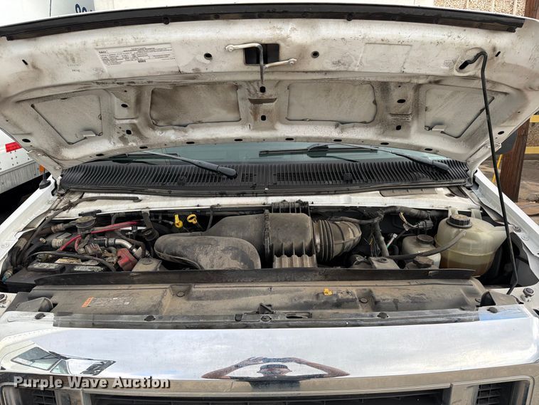 image for item ED5143 2019 Ford E350 box truck