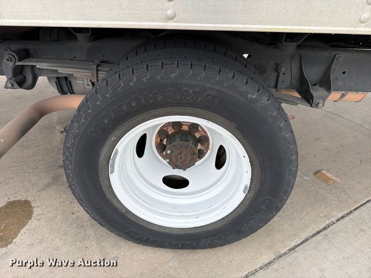 image for item ED5143 2019 Ford E350 box truck