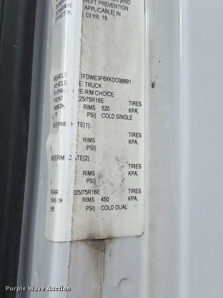 image for item ED5143 2019 Ford E350 box truck