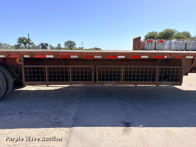 image for item ED5396 1998 Lufkin RM-ST flatbed trailer
