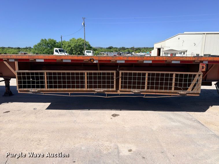 image for item ED5396 1998 Lufkin RM-ST flatbed trailer