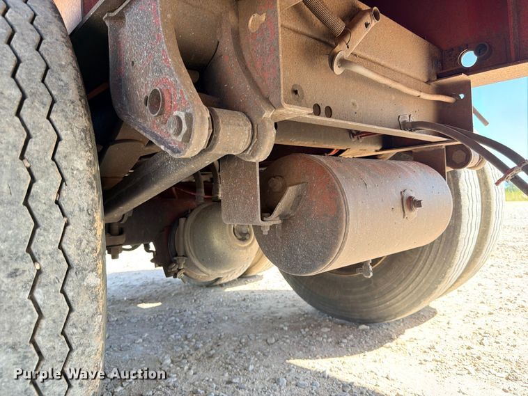 image for item ED5396 1998 Lufkin RM-ST flatbed trailer