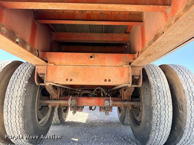 image for item ED5396 1998 Lufkin RM-ST flatbed trailer