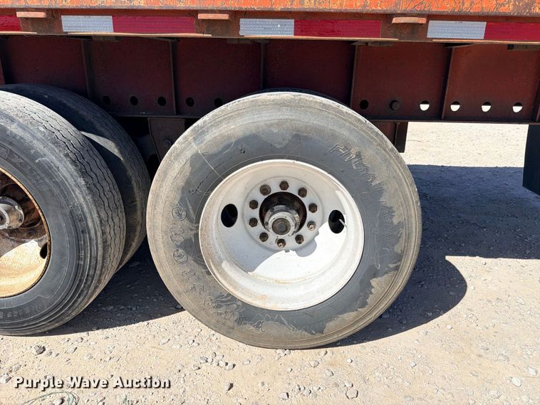 image for item ED5396 1998 Lufkin RM-ST flatbed trailer