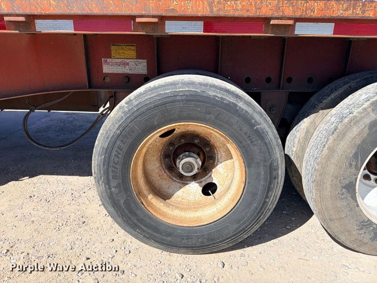 image for item ED5396 1998 Lufkin RM-ST flatbed trailer