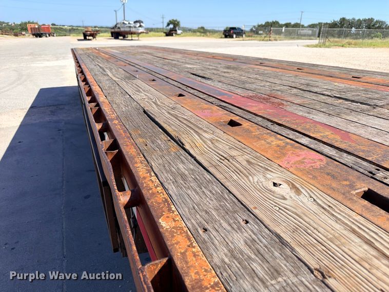 image for item ED5397 1997 Lufkin RM-ST flatbed trailer