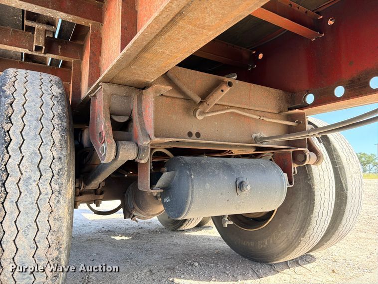 image for item ED5397 1997 Lufkin RM-ST flatbed trailer