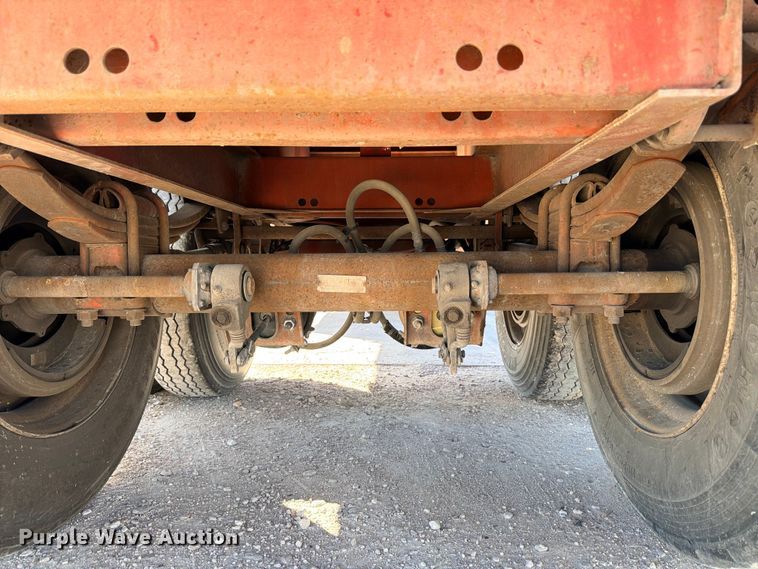 image for item ED5397 1997 Lufkin RM-ST flatbed trailer