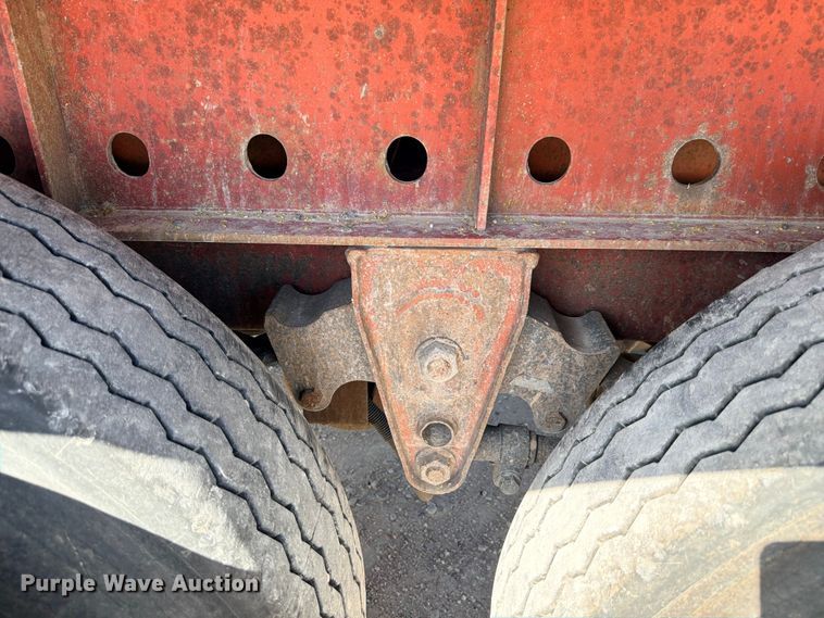 image for item ED5397 1997 Lufkin RM-ST flatbed trailer