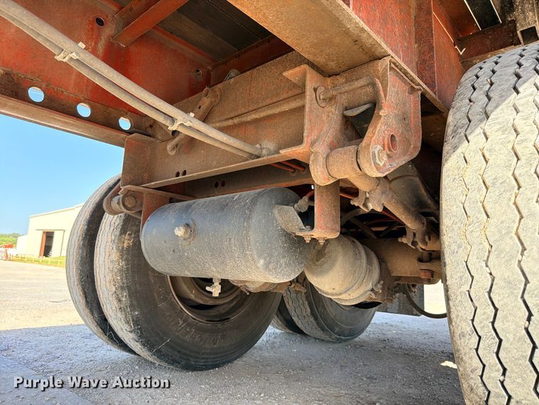 image for item ED5397 1997 Lufkin RM-ST flatbed trailer