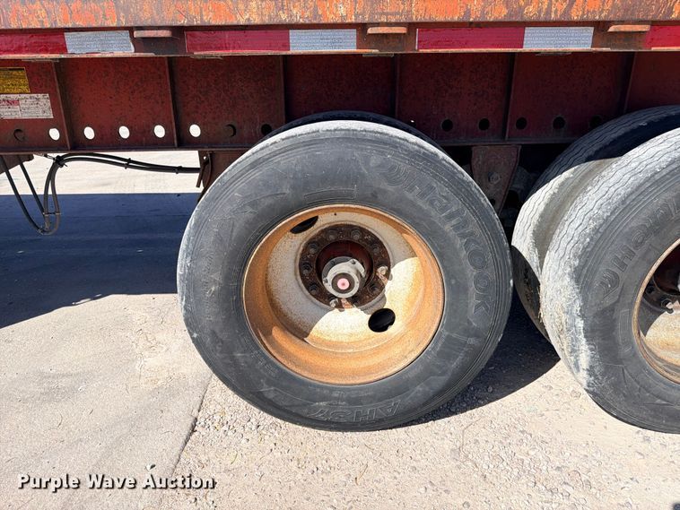 image for item ED5397 1997 Lufkin RM-ST flatbed trailer
