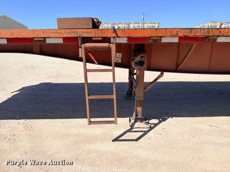 image for item ED5398 1998 Lufkin RM-ST flatbed trailer