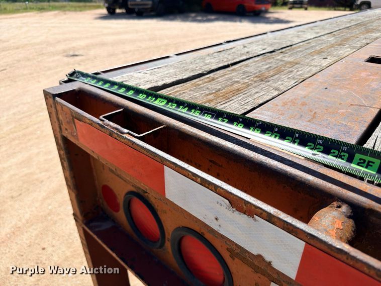image for item ED5398 1998 Lufkin RM-ST flatbed trailer