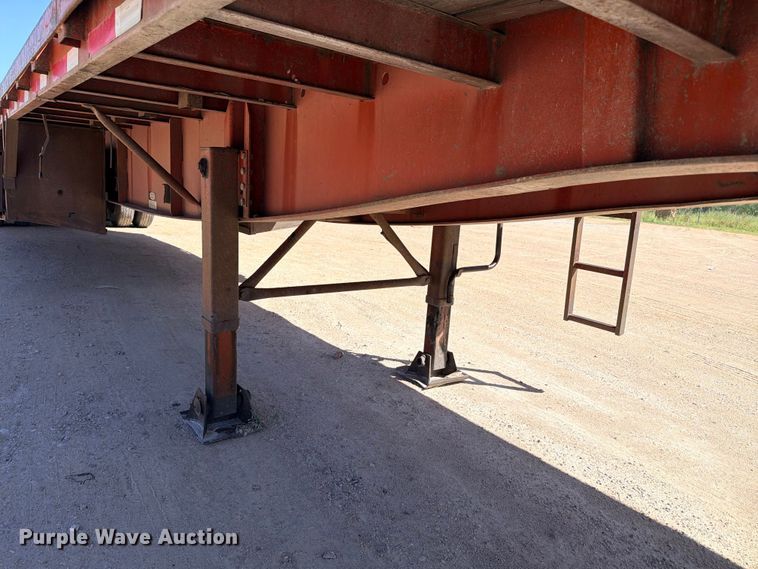 image for item ED5398 1998 Lufkin RM-ST flatbed trailer