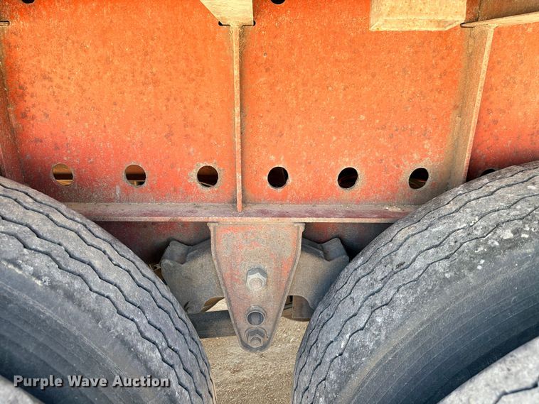 image for item ED5398 1998 Lufkin RM-ST flatbed trailer