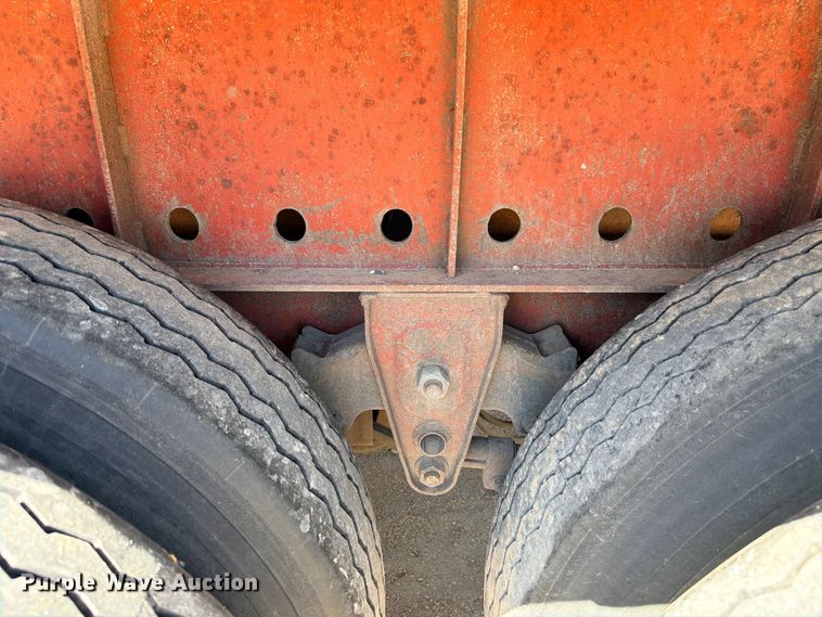 image for item ED5398 1998 Lufkin RM-ST flatbed trailer