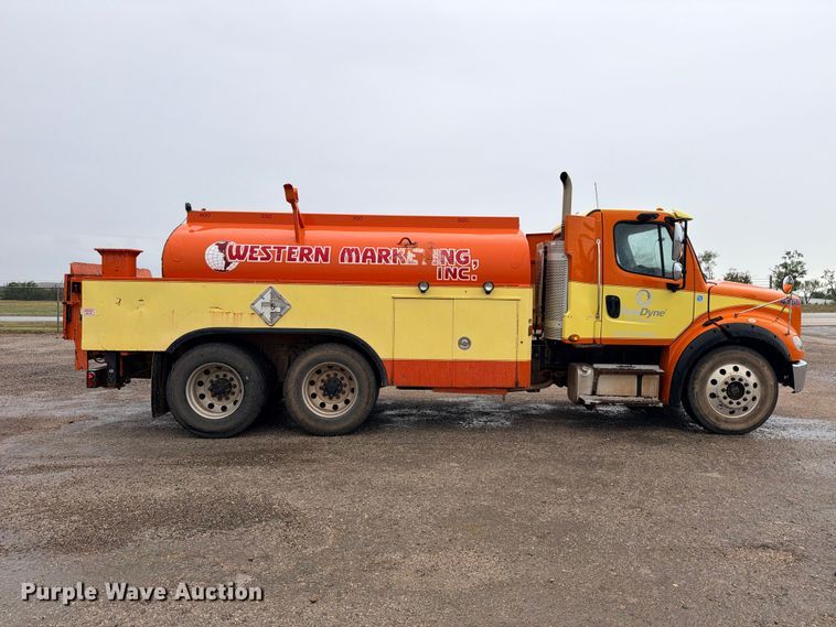 image for item ED5411 2013 Freightliner Business Class M2 fuel truck