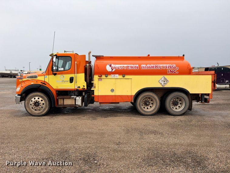 image for item ED5411 2013 Freightliner Business Class M2 fuel truck
