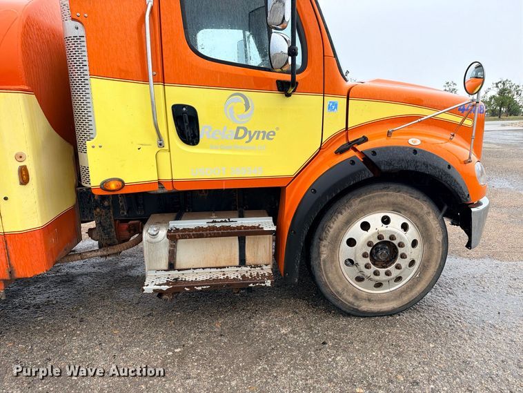 image for item ED5411 2013 Freightliner Business Class M2 fuel truck