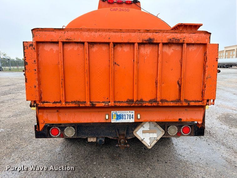 image for item ED5411 2013 Freightliner Business Class M2 fuel truck
