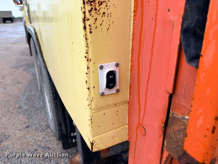 image for item ED5411 2013 Freightliner Business Class M2 fuel truck