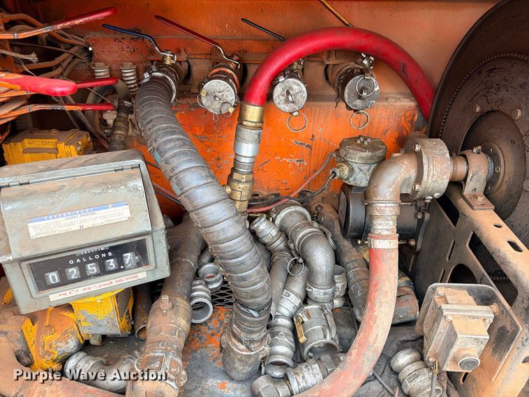 image for item ED5411 2013 Freightliner Business Class M2 fuel truck