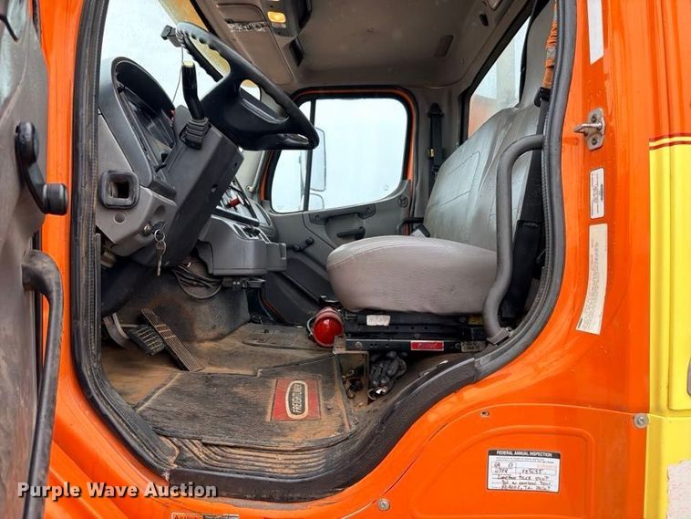 image for item ED5411 2013 Freightliner Business Class M2 fuel truck