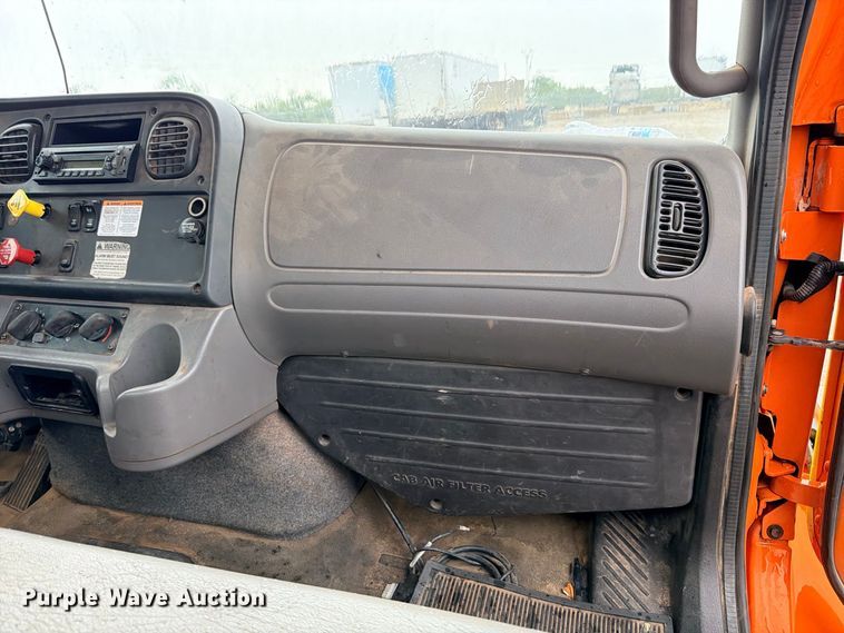 image for item ED5411 2013 Freightliner Business Class M2 fuel truck