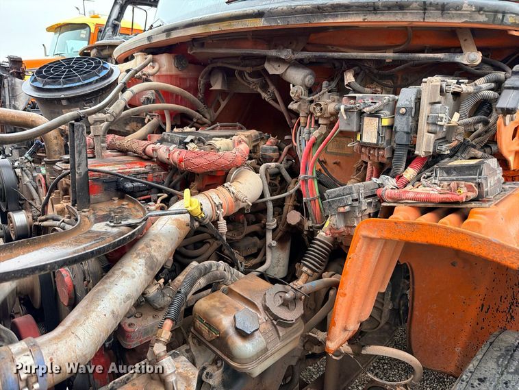 image for item ED5411 2013 Freightliner Business Class M2 fuel truck