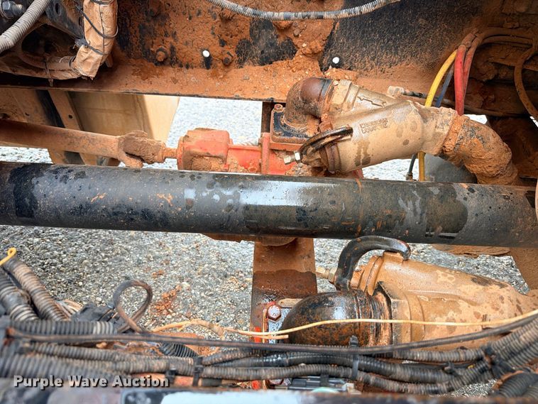 image for item ED5411 2013 Freightliner Business Class M2 fuel truck