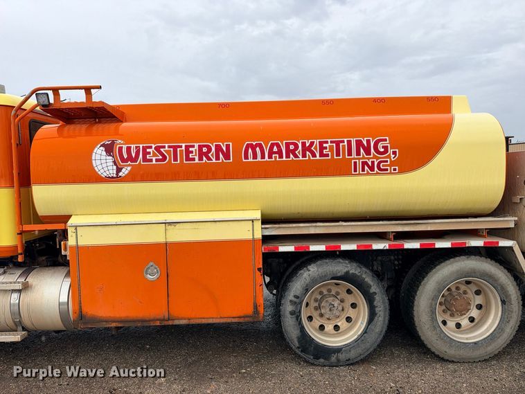 image for item ED5412 2013 Mack CHU613 fuel truck