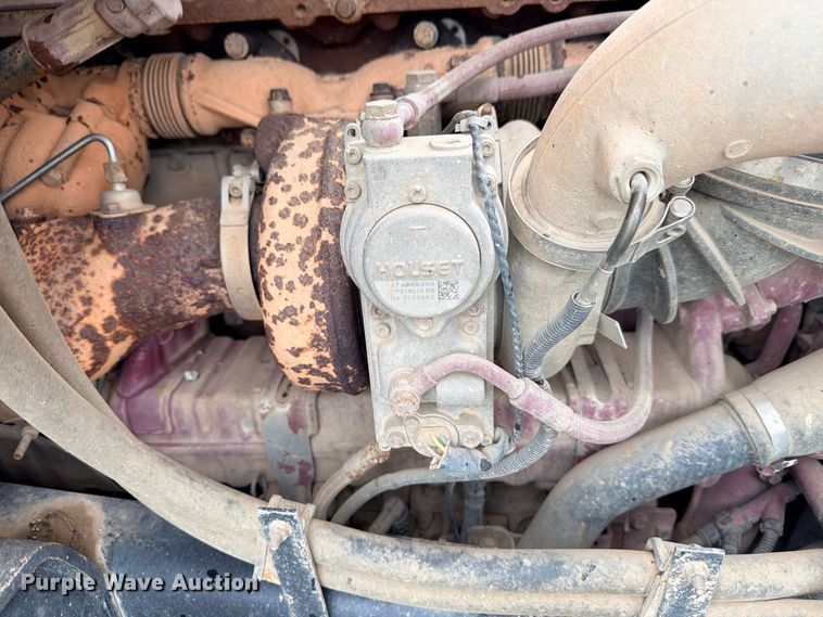image for item ED5412 2013 Mack CHU613 fuel truck