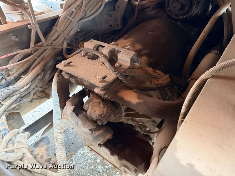 image for item ED5412 2013 Mack CHU613 fuel truck