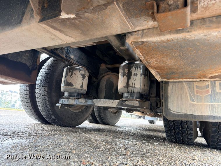 image for item ED5412 2013 Mack CHU613 fuel truck