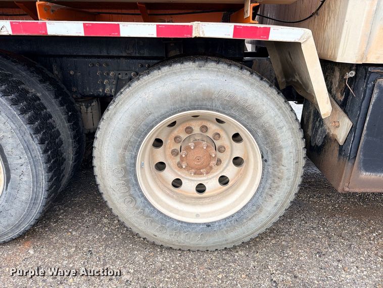 image for item ED5412 2013 Mack CHU613 fuel truck
