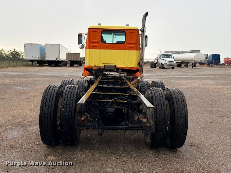 image for item ED5415 2015 Western Star 4700SB truck cab and chassis