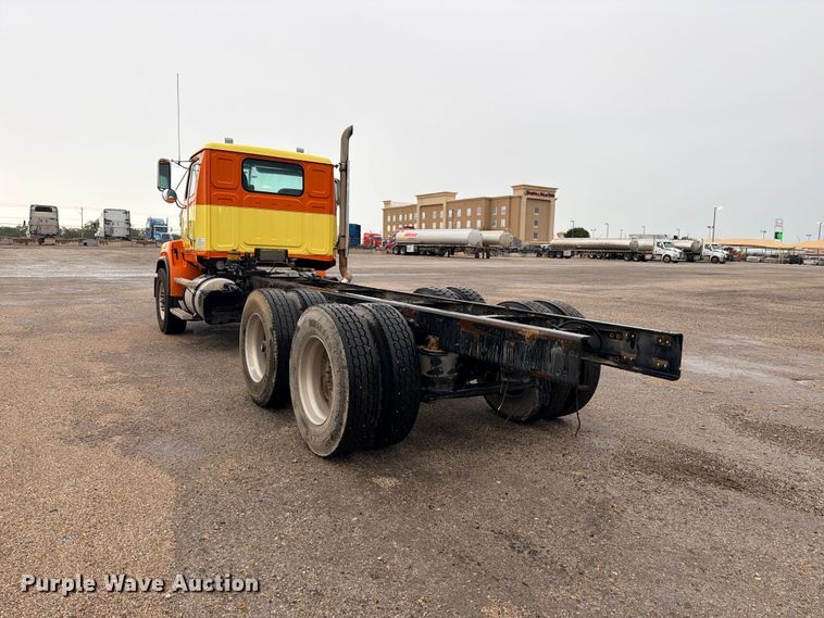 image for item ED5415 2015 Western Star 4700SB truck cab and chassis