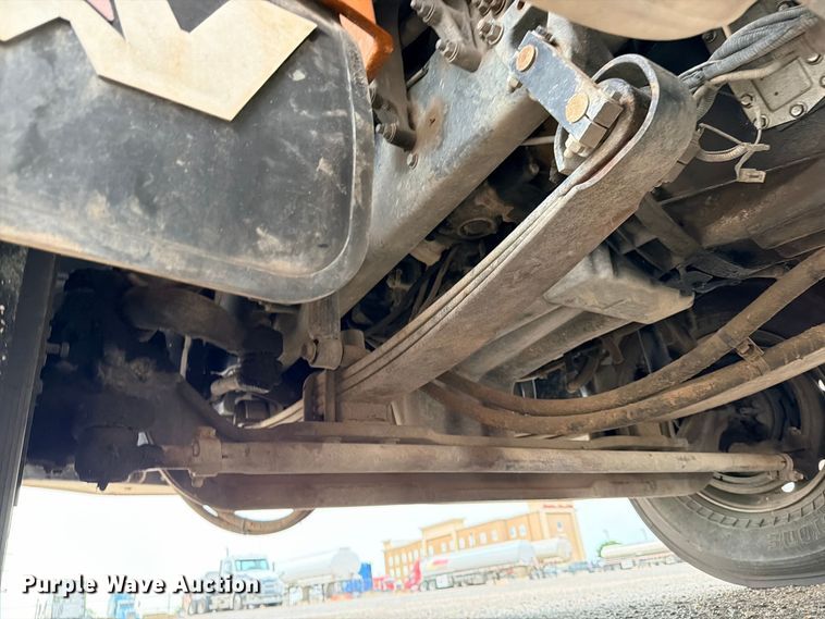 image for item ED5415 2015 Western Star 4700SB truck cab and chassis