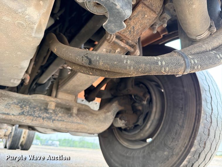 image for item ED5415 2015 Western Star 4700SB truck cab and chassis