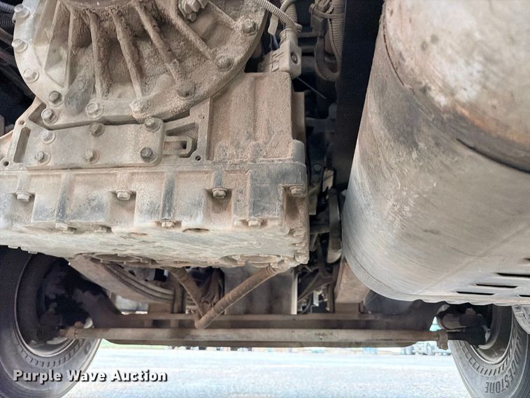 image for item ED5415 2015 Western Star 4700SB truck cab and chassis