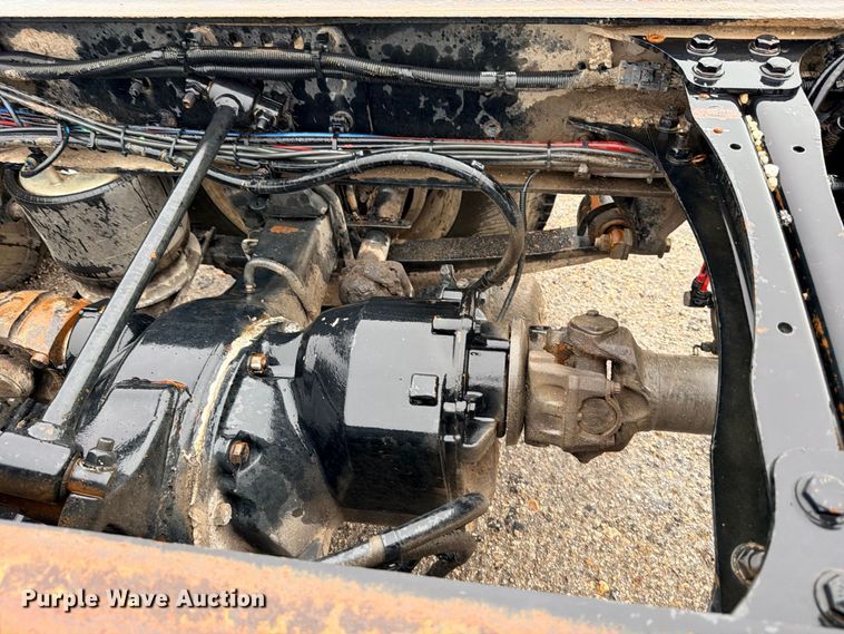 image for item ED5415 2015 Western Star 4700SB truck cab and chassis