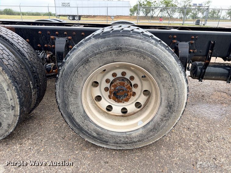 image for item ED5415 2015 Western Star 4700SB truck cab and chassis