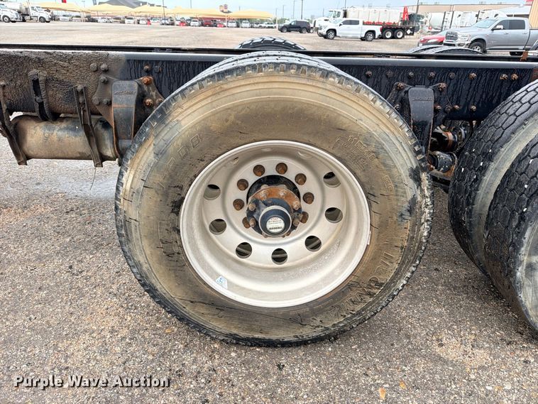 image for item ED5415 2015 Western Star 4700SB truck cab and chassis