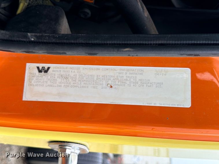 image for item ED5415 2015 Western Star 4700SB truck cab and chassis