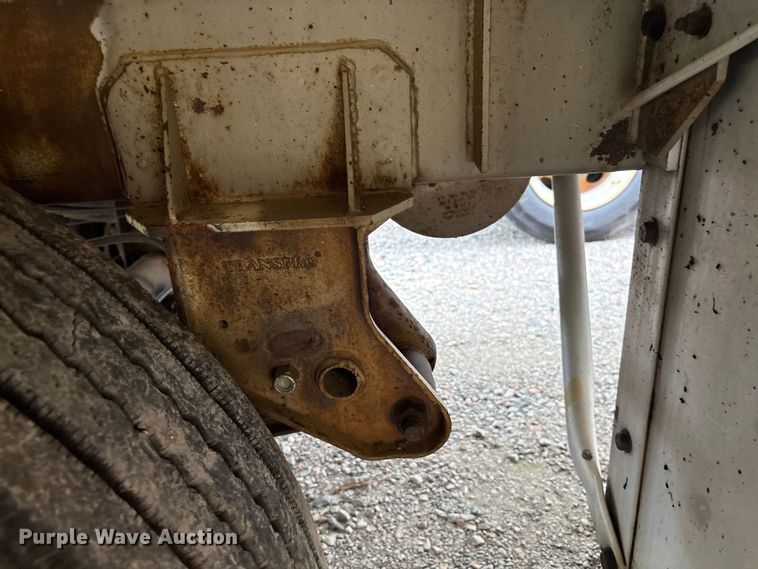 image for item EF1299 1986 Heil fuel trailer