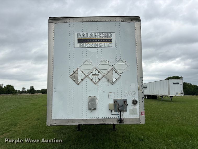 image for item EG9021 2010 Wabash dry van trailer